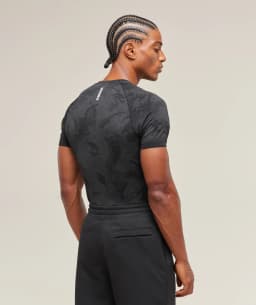 Geo Seamless T-Shirt - Black/Charcoal Grey