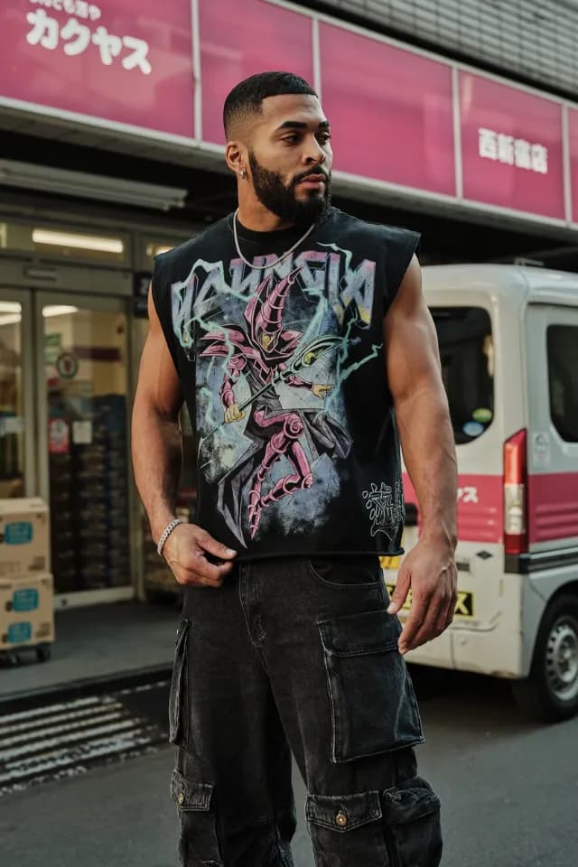 3033  Yu-Gi-Oh!® Cut-Offs - Dark Magician