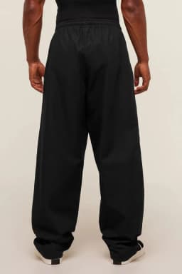 Straight Leg Pumper Pants - Black