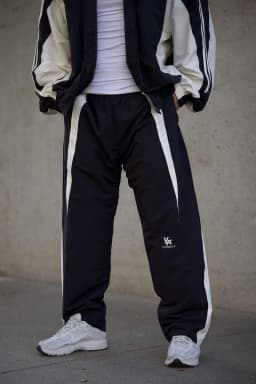 2057 - Fight Tracksuits Pants - Black/White