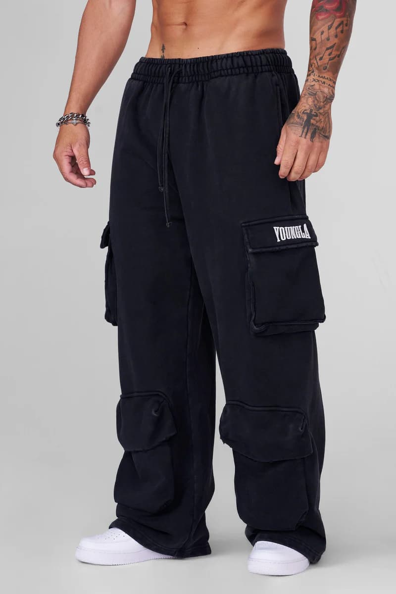 undefined 2033 - Heritage Cargo Sweats - Black